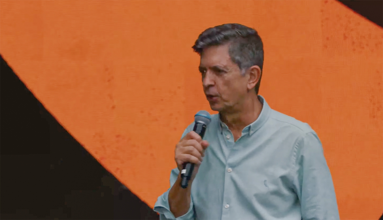 “Os mesmos pecados que apontamos na política, estão na igreja”, alerta Paulo Mazoni