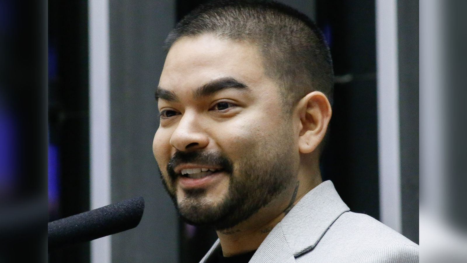 Yudi diz que se afastou do mundo gospel: ‘Sempre tive aplausos e isso estava se repetindo’”