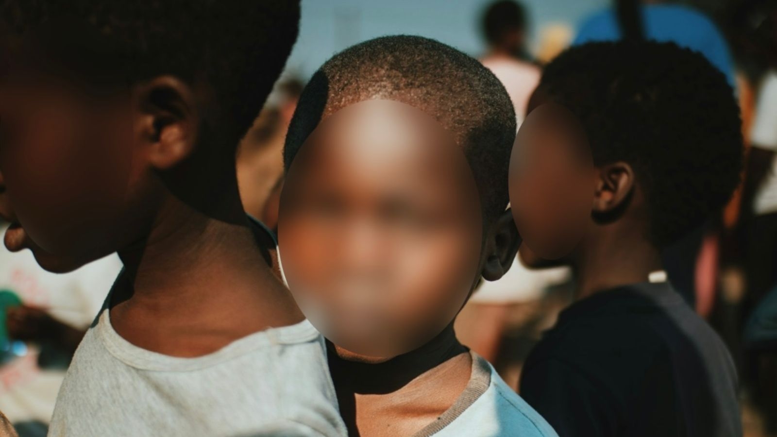 Menino de 5 anos é agredido na escola por ser filho de cristãos no Norte da África