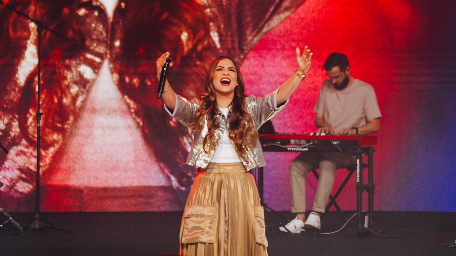 Após três anos, Valesca Mayssa retorna aos DVDs e grava novo projeto em SP