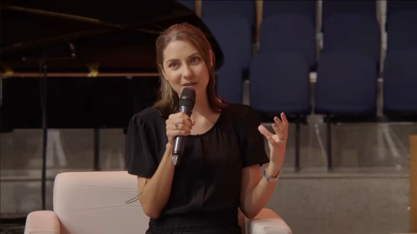 ‘Mesmo se Deus não me curar, Ele já provou seu amor’, diz cristã com mais de 6 tumores”