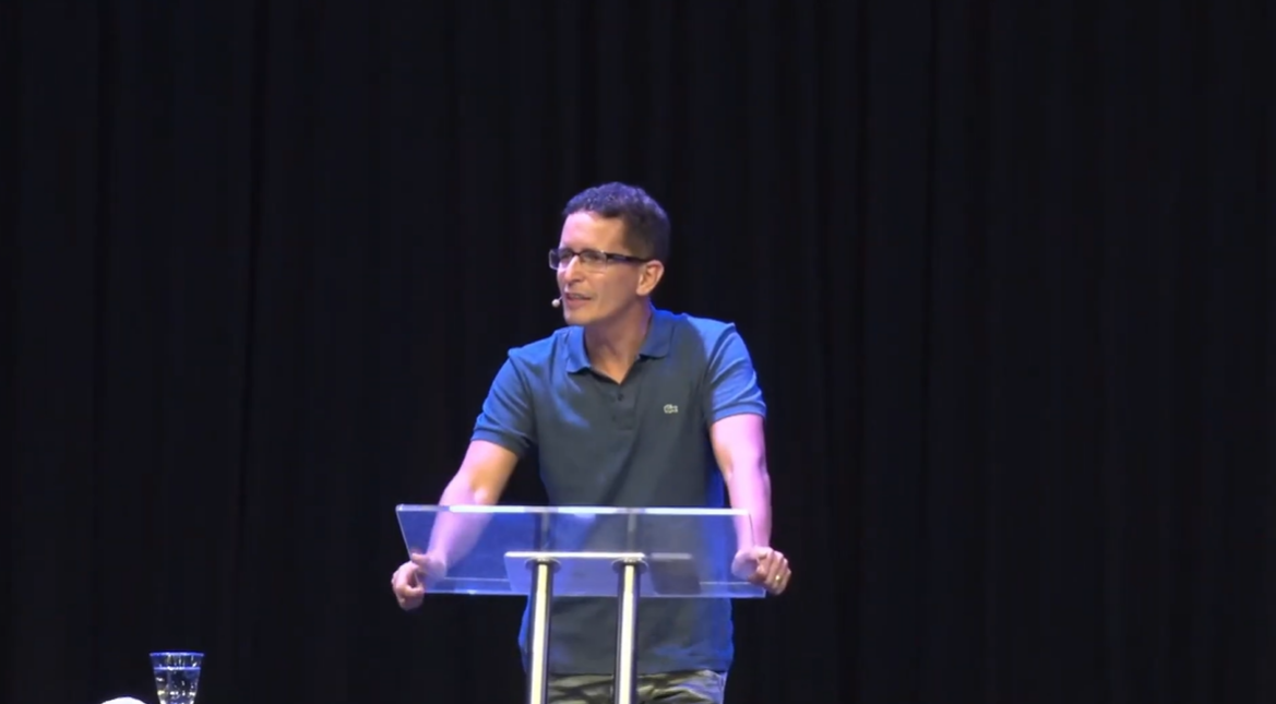 Pregação de pastor dentro de igreja é questionada por vereadores na Câmara de Petrolina