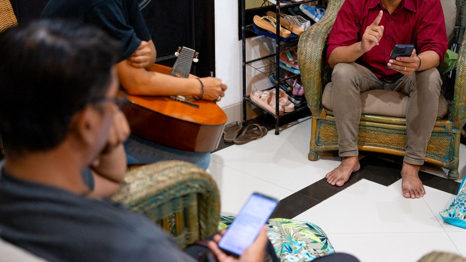 Chris Hemsworth em 12 Heróis