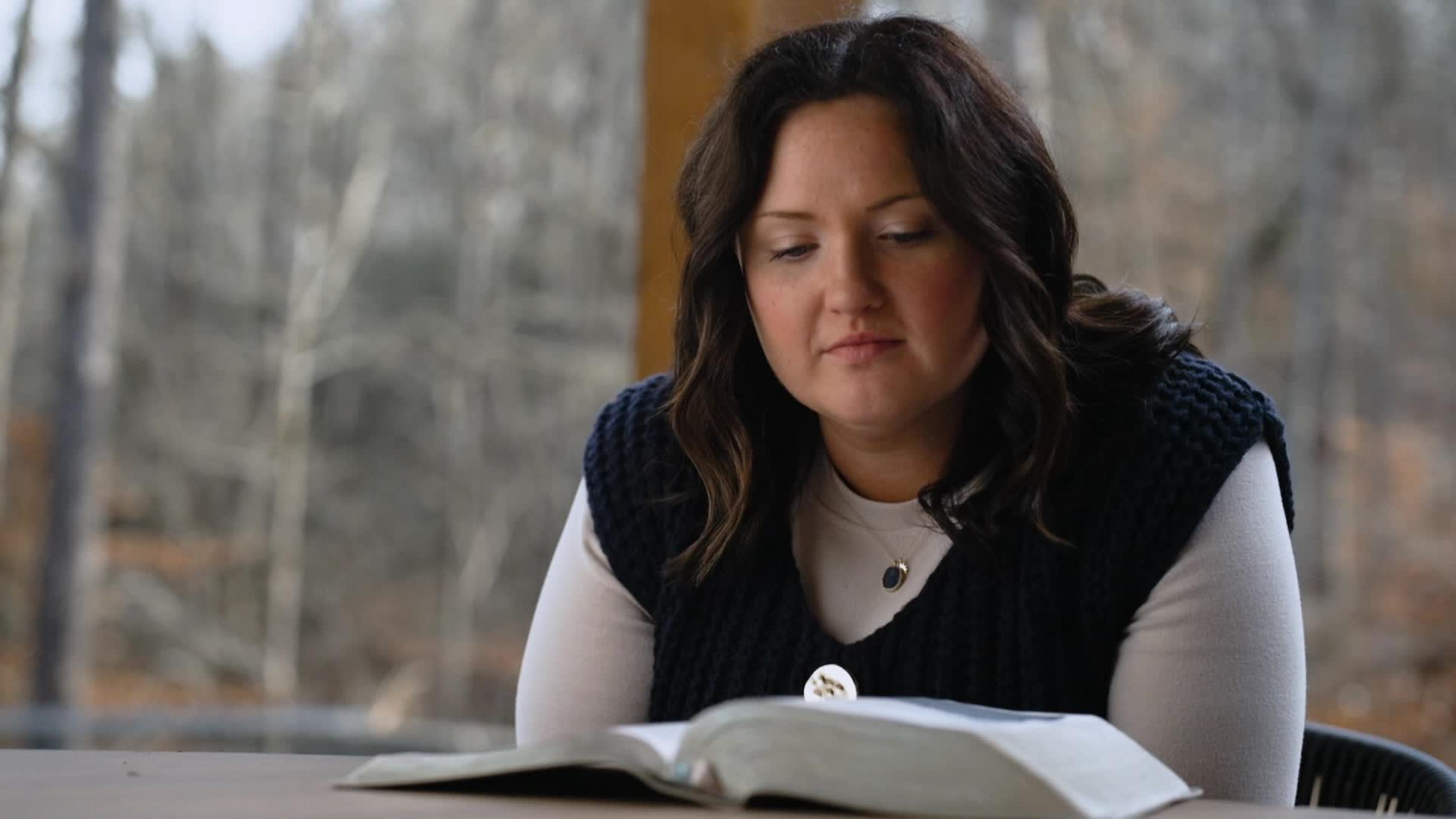 Jovem aceita Jesus na prisão e se torna evangelista em penitenciárias nos EUA”