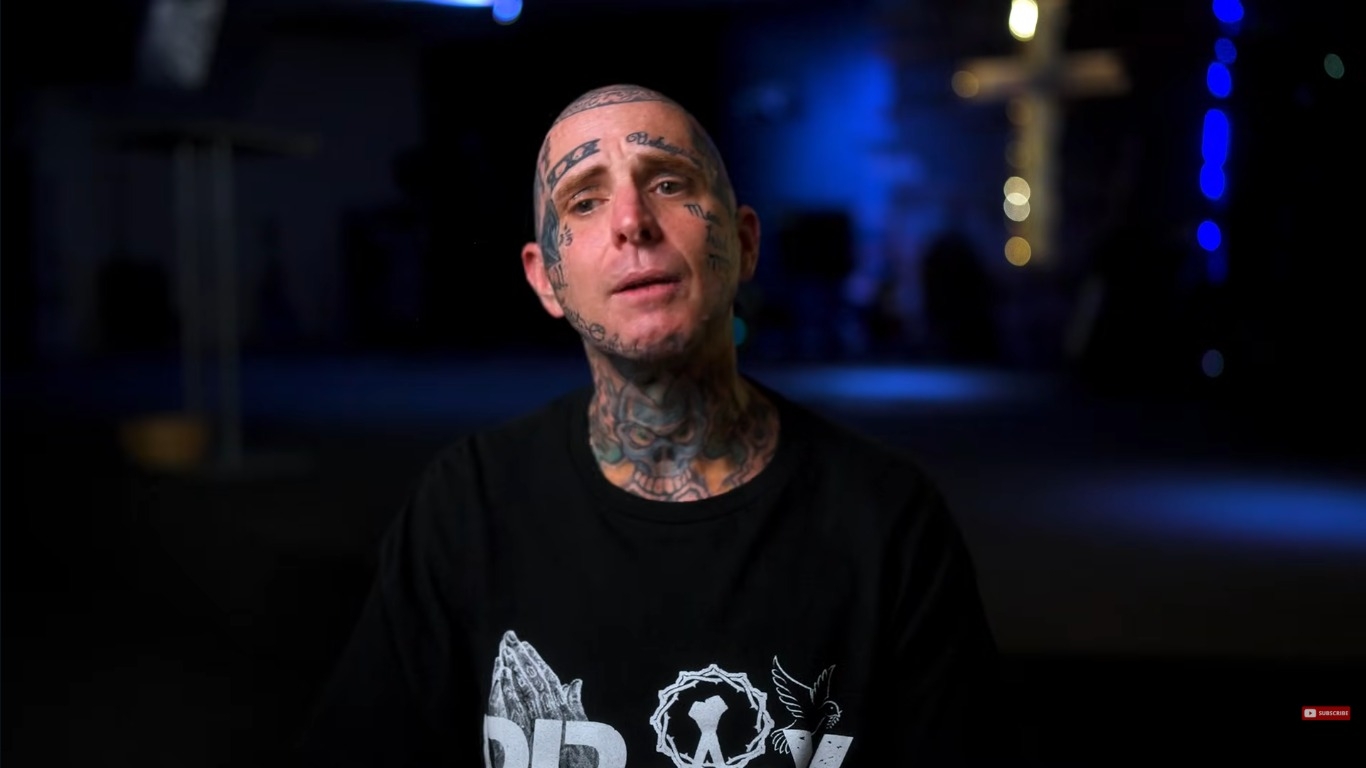 “Se não fosse Jesus eu estaria no inferno”, afirma gângster que se converteu na prisão 