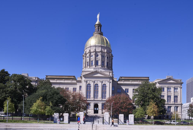 Estado americano aprova lei que punirá líderes religiosos por crime sexual: ‘Predadores’