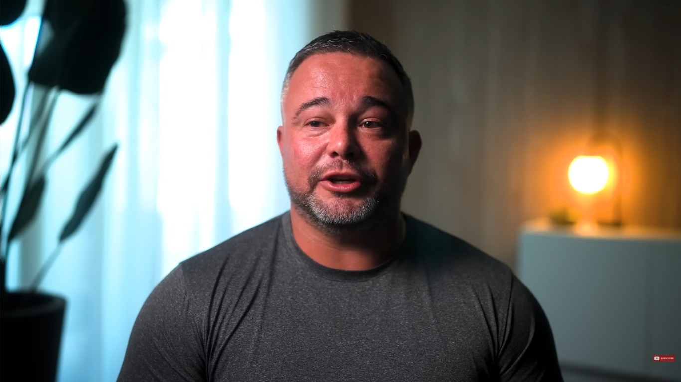 Criminoso condenado 40 vezes se converte após ouvir Deus: “Até quando vai fugir de mim?”