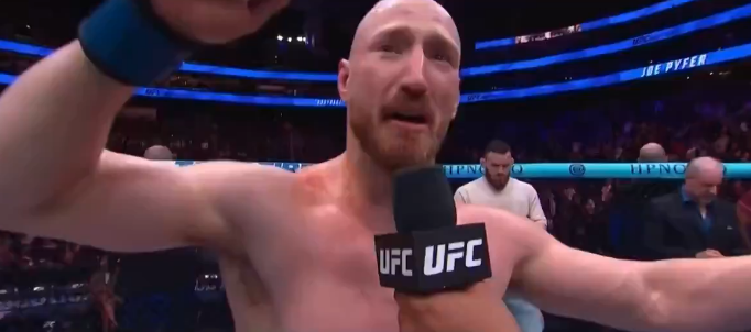 Lutador de MMA revela que quase tirou a própria vida: “Deus me restaurou”