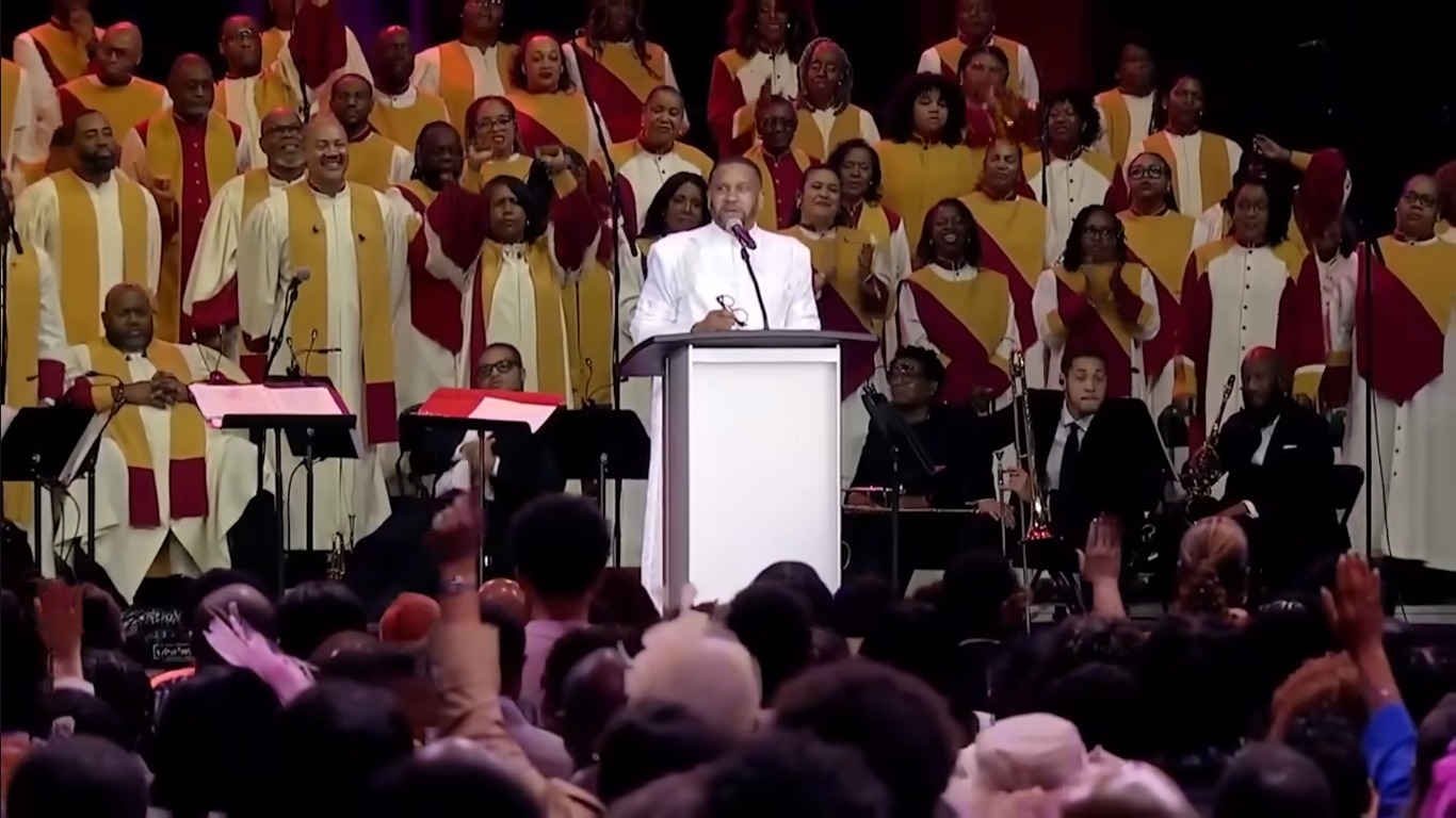 Igreja doa mais de US$ 1 milhão para impedir despejos de 338 famílias nos EUA