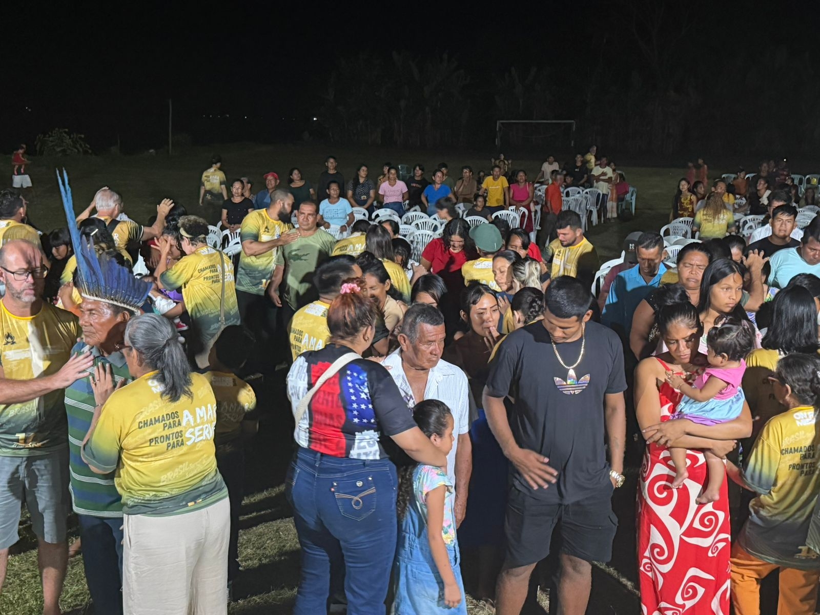 Cacique aceita Jesus durante missão com ribeirinhos no Amazonas