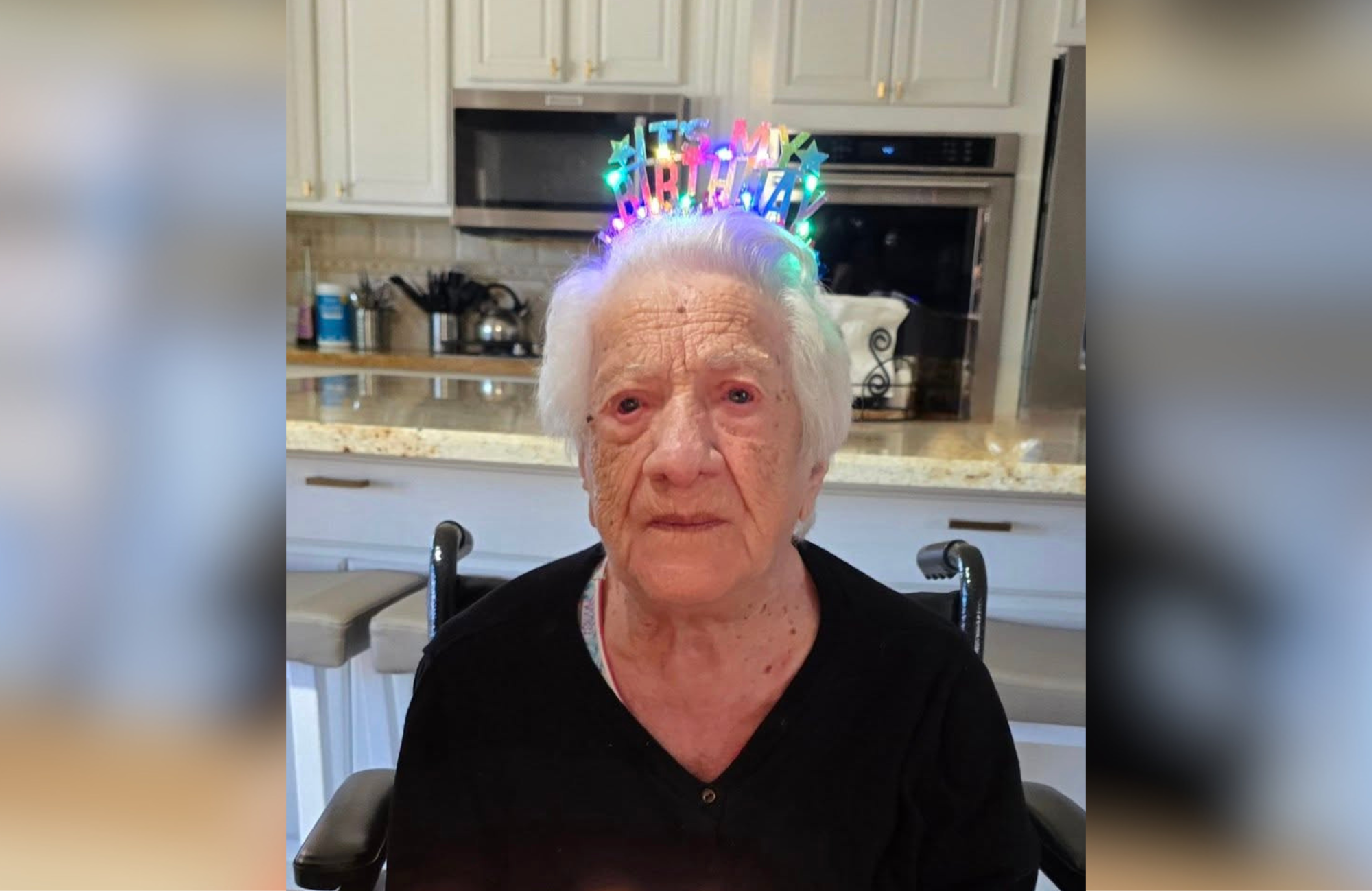 Mulher de 111 anos é homenageada por ter arriscado a vida para salvar judeus na 2ª Guerra