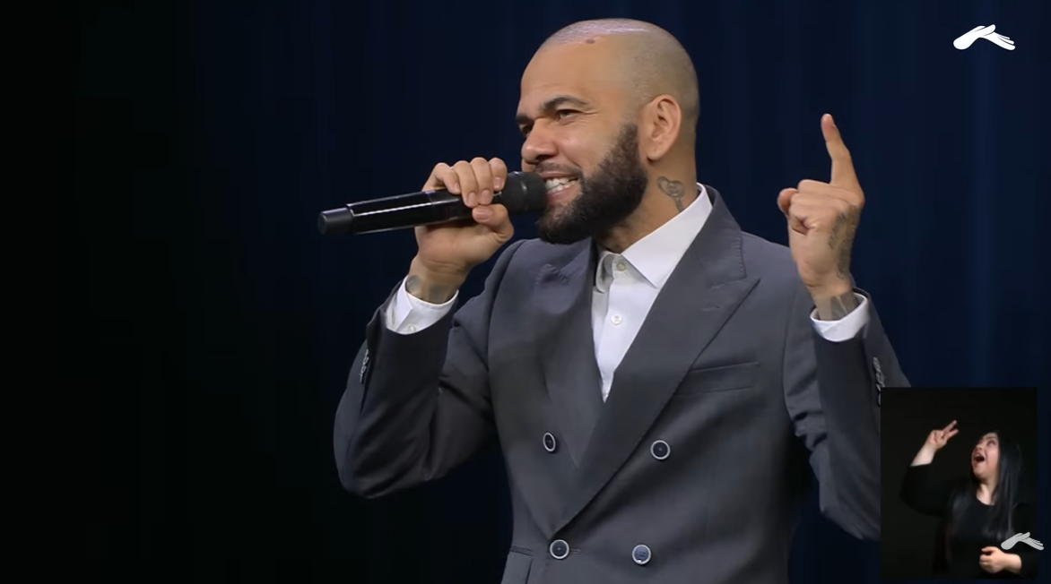 Daniel Alves relembra encontro com Jesus na prisão: “Era mais feliz do que ganhando milhões”