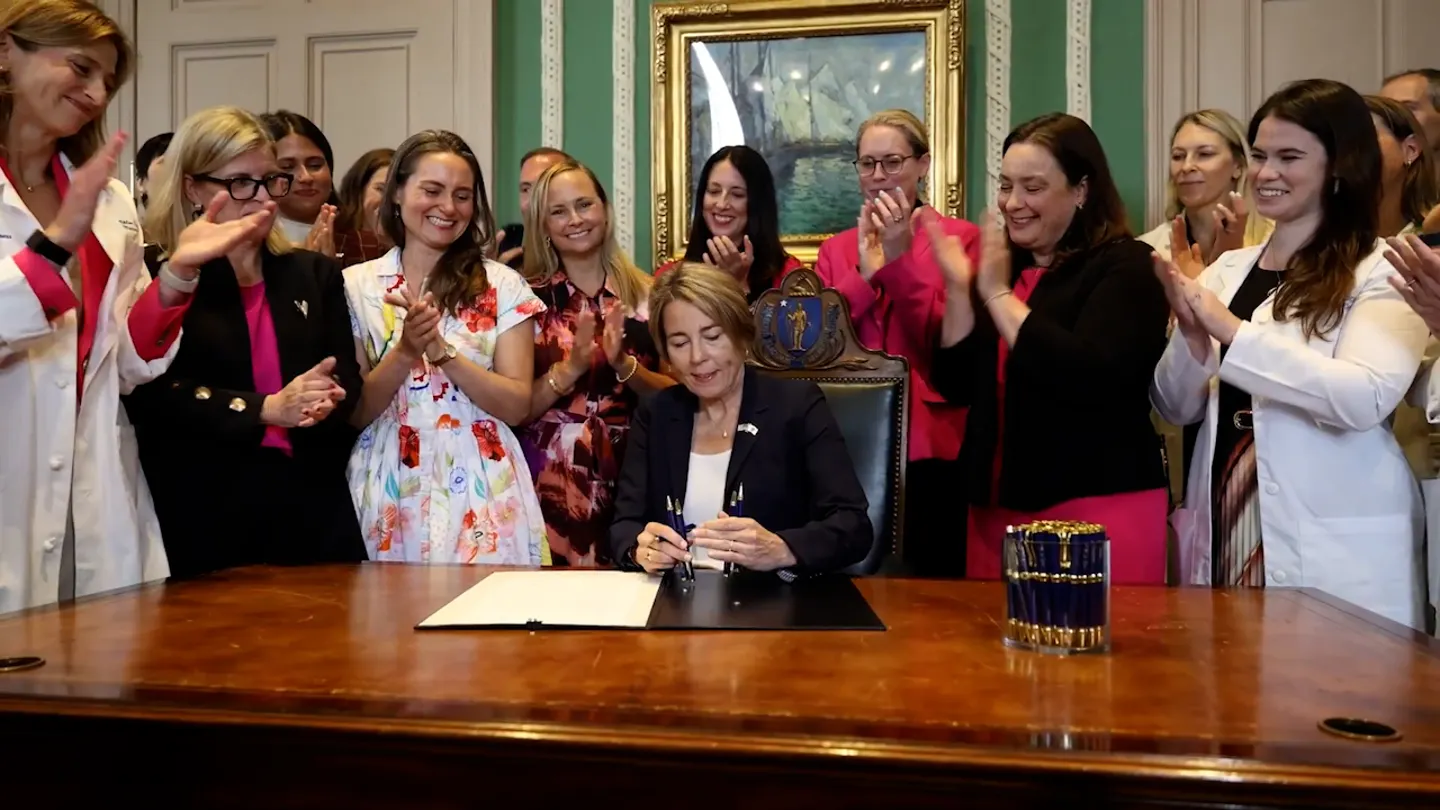 Massachusetts aprova lei que permite aborto até o fim da gestação