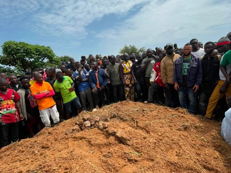 25 cristãos são mortos na Nigéria enquanto famílias enterravam vítimas de ataque anterior