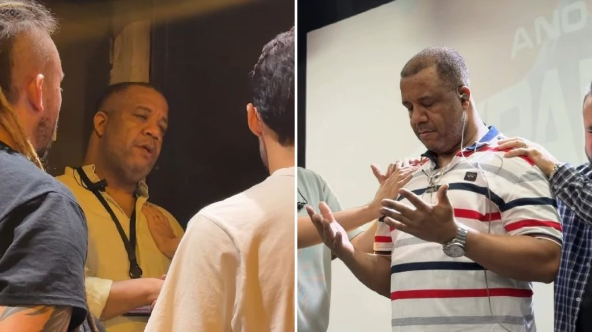 Evangelistas pregam diante de bar de heavy metal e segurança se rende a Jesus