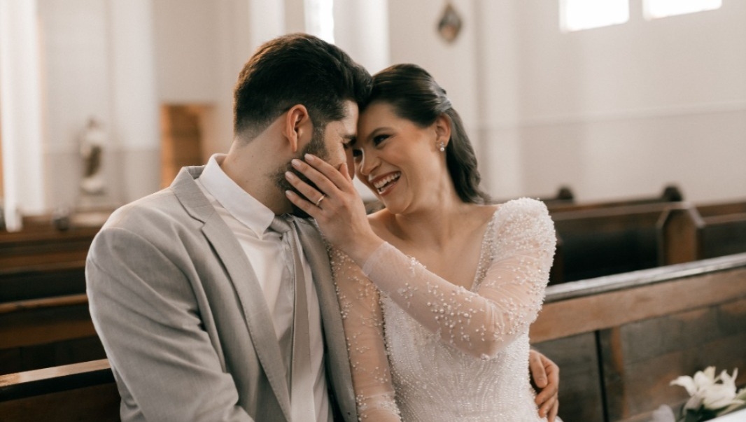 Pesquisa: Casais que frequentam igreja são mais felizes no casamento
