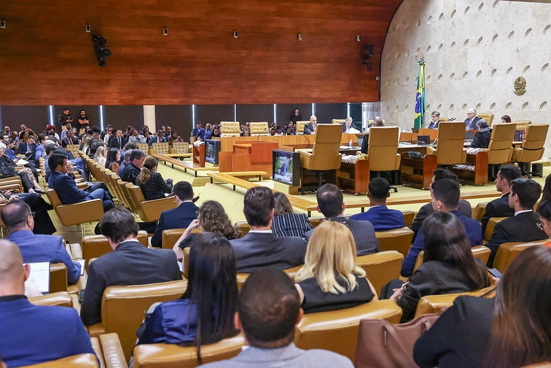 STF forma maioria contra lei que permite pais retirarem filhos de aulas sobre gênero