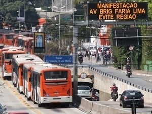 Quanto que tá a passagem da Emtram para São Paulo?